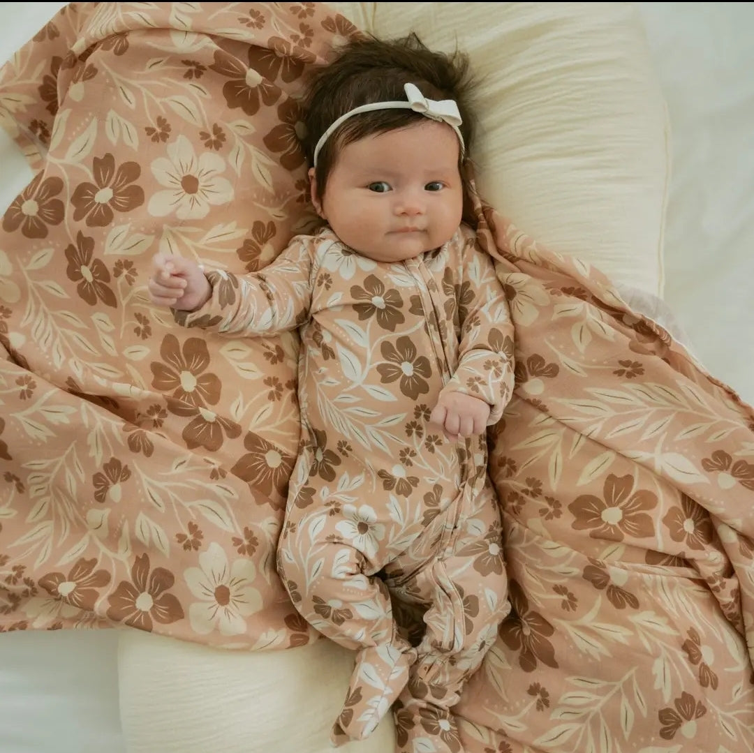 Dust & Petal Sleeper