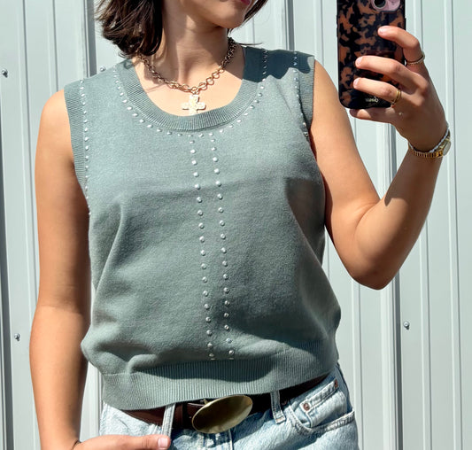 Stud Trimmed Tank